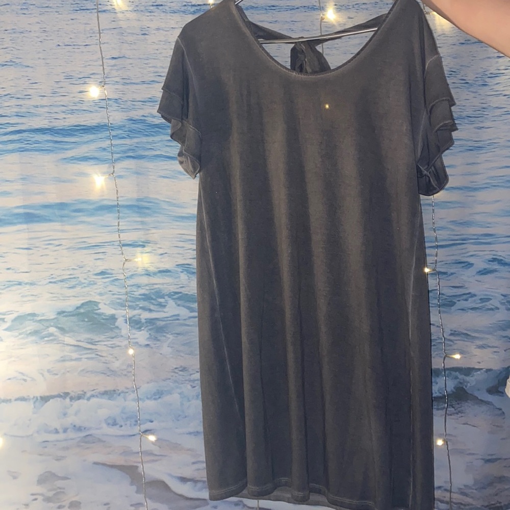 Polyester/rayon material. Brand Arizona. Size M.